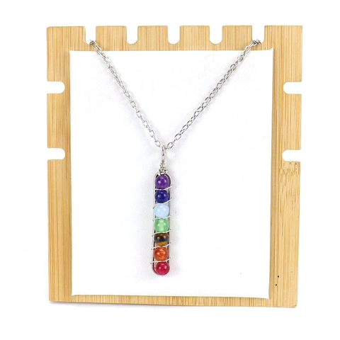 Collier Pendentif Perles de Chakra en Cristal Naturel Enveloppé de Fil Fait Main Chaîne en Alliage Argent Bijoux Boho Pierre de Guérison Femme