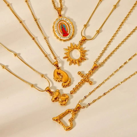 Vintage Goud Roestvrij Staal Hanger Ketting Voor Vrouwen Retro Zon Kruis Hart Beer Voetafdruk Religieus Portret Sieraden