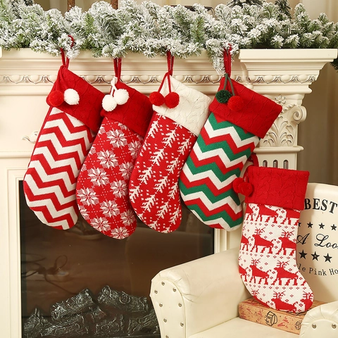 Calza Di Natale In Maglia Sacchetto Regalo Caramelle Decorazione Da Appendere Camino Motivo Renna Fiocco Di Neve Pompon