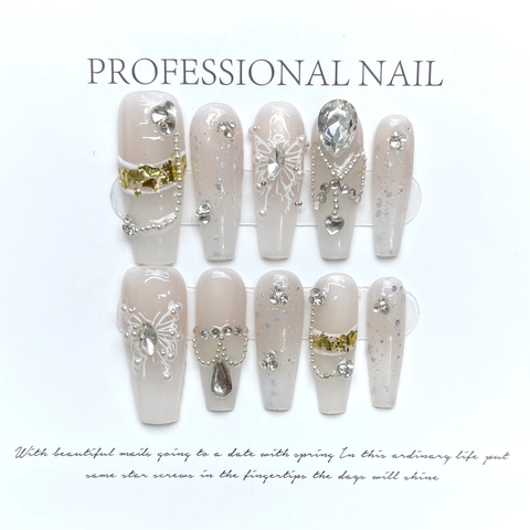 Handmade Press On Nails Moonlight Yarn Style Butterfly Rhinestone Artificial Pearl Chain Luxury Elegant Pink Gradient Manicure For Women