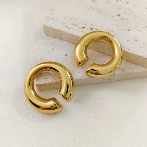 Minimalist Geometric Thick Stainless Steel Clip On Earrings Gold Silver Plated High Polish C Shaped Non Pierced Hoop Earrings For Women