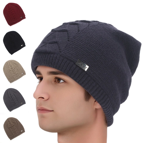Gorro De Invierno Para Hombre Forro Polaire Grueso Punto Cálido Cortavientos Patrón De Cable Etiqueta Metálica Color Sólido