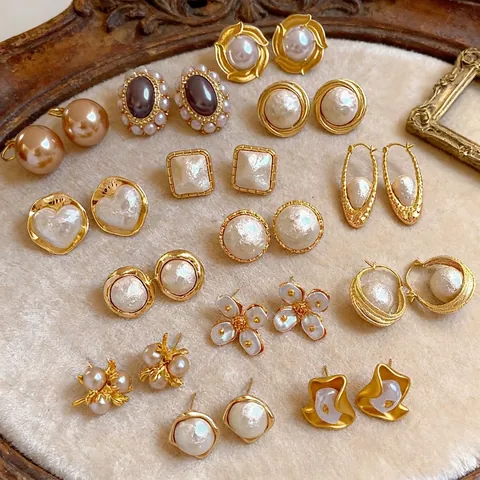 Orecchini Di Künstliche Perle Stile Corte Francese Vintage Per Donna Orecchini A Lobo In Lega Con Strass E Perno In Argento