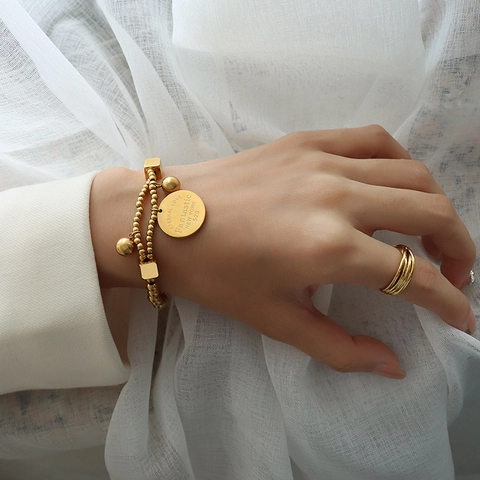 Bracciale In Acciaio Al Titanio Placcato Oro Con Perline Doppio Strato Ciondolo A Disco Rotondo Con Incisione Eternal Love
