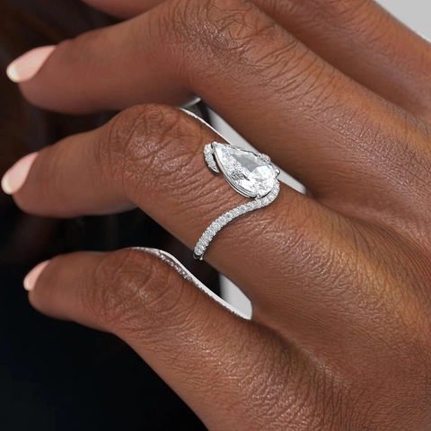 Mode Kupfer Birnenschliff Zirkonia Ring Für Damen Eleganter Wassertropfen Halo Eingelegter Hochzeitsschmuck Gold Roségold Weißgold Ring