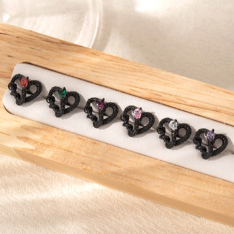 Heart Snake Stud Earrings Stainless Steel Copper Cubic Zirconia Screw Back Cartilage Piercing Jewelry Gothic Punk Style