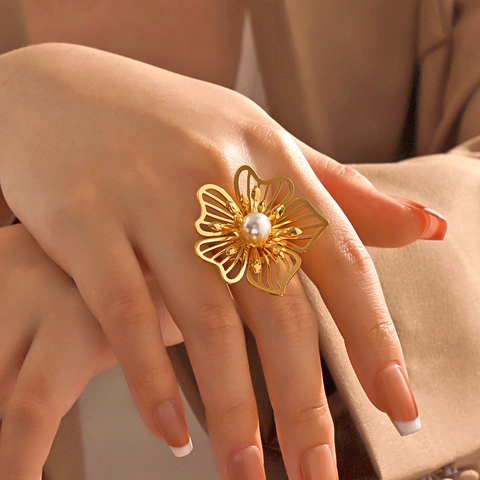 Große Blumenohrringe Für Damen Edelstahl Vergoldet Retro Übertriebener Stil Mit Künstliche Perlenmitte