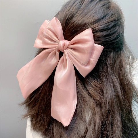 Große Haarklammer Brosche Irisierendes Satinband Langer Streamer Lagenlook Fee Stil Kopfschmuck Frauen Mädchen Haarschmuck