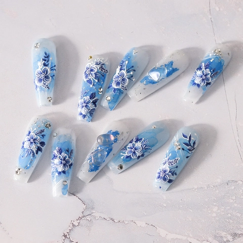 Stickers Nail Art 5D Gaufré Motif Floral Bleu Style Aquarelle Autocollant Relief 3D Décoration Manucure DIY