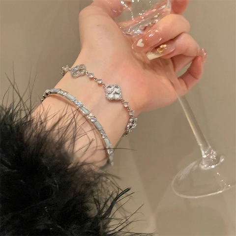 Pulsera De Flor De Concha Y Brazalete De Circonita Brillante Accesorios De Moda Elegantes Para Mujer Joyas De Metal Brillante