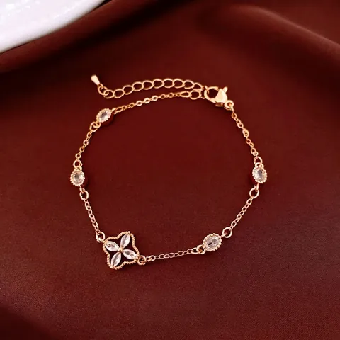 Pulsera De Trébol Y Flores Delicada De Cobre Con Circonitas Cadena Ajustable Chapado En Oro Joyas Elegantes Para Mujer
