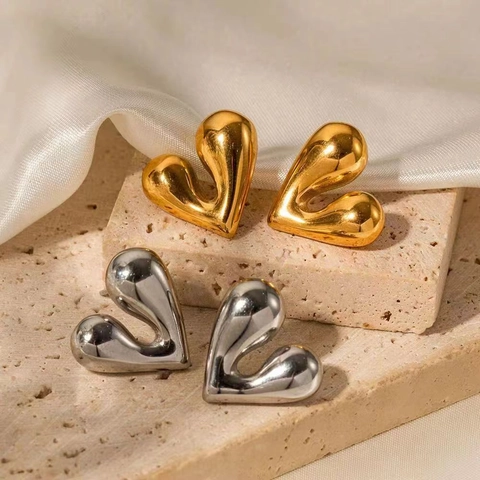 Orecchini A Cuore Placcati Oro 18K Rame 3D Lucidati Metallo Moda Minimalista Gioielli Per Donne