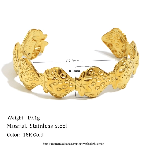 Bracelet Jonc Fraise Gaufré Forme Fruit Acier Inoxydable Plaqué Or 18K Ajustable Pour Femmes Minimaliste INS Chic