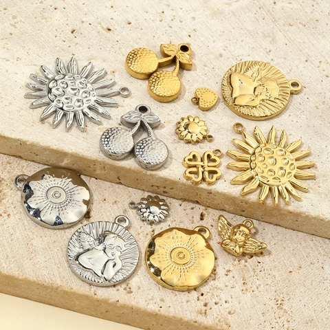 Ciondoli DIY In Acciaio Inossidabile Cuore Angelo Trifoglio Sole Fiore Ciliegia Per La Creazione Di Gioielli Stile Francese Vintage