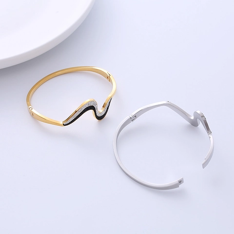 Wave Design Bangle 316 Stainless Steel With Black and White Rhinestones Elegant Fashion Jewelry For Women