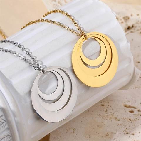 Collana con Pendente a Tre Anelli Intrecciati in Acciaio Inossidabile Minimalista per Uomo Donna Unisex Catena a O Gioielli