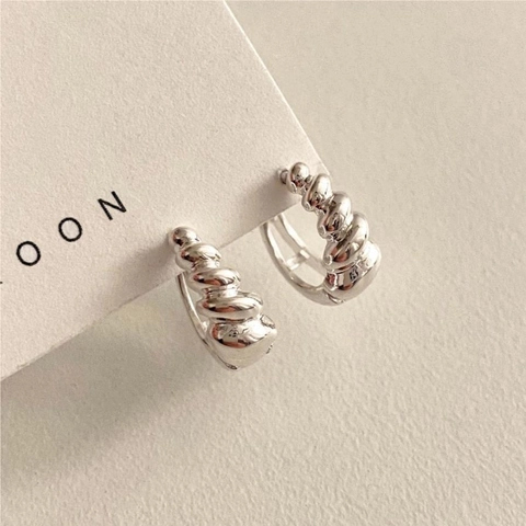 Gedraaide Croissant Hoop Oorbellen 925 Sterling Zilver Franse Retro Stijl Eenvoudige Minimalistische Getextureerde Sieraden