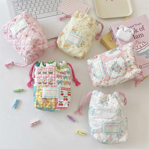 Quilted Drawstring Storage Pouch Soft Padded Floral Cotton Makeup Bag Camera Earphone Organizer Cute Portable Travel Pocket