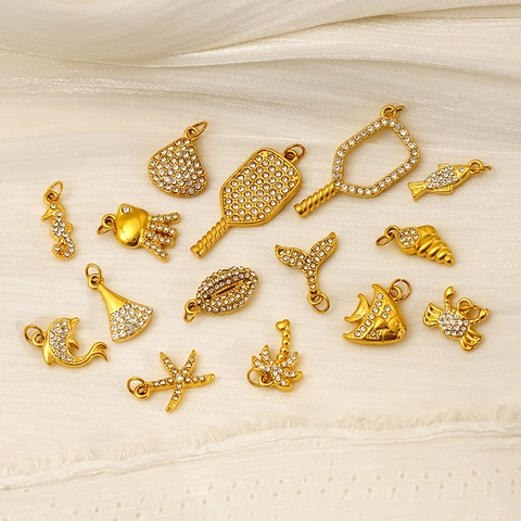 Ciondoli Fai-Da-Te Serie Animali Oceano Acciaio Inossidabile 304 Placcato Oro 18K Strass Impermeabile Ipoallergenico Per Gioielli