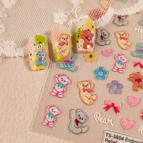 Stickers Nail Art Texture Broderie 5D Gaufré Ours Dessin Animé Noeud Papillon Design Floral Auto-adhésif Pour Manucure