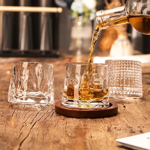 Bicchiere Da Whiskey Rotante Con Base In Legno Vetreria Colorata Dipinta A Mano Bicchiere Basculante Decompressione Accessori Bar