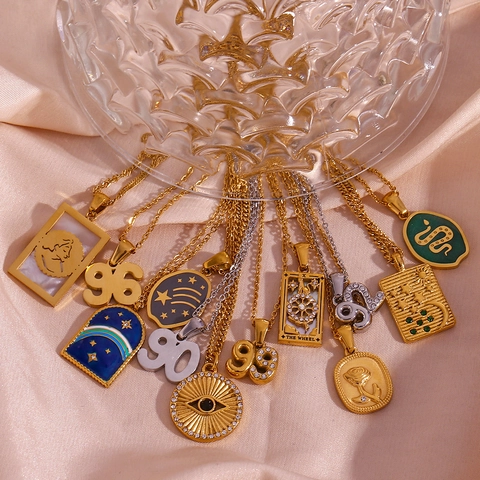 Collar de Colgante de Carta de Tarot de Acero Inoxidable Vintage para Mujer Chapado en Oro de 18K Año de Nacimiento Esmalte Strass Joyería Regalo