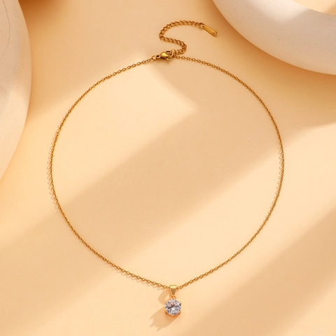 Collier Pendentif Minimaliste en Alliage Plaqué Or avec Strass Rond Unique Chaîne de Clavicule de Style Coréen Exquise Bijoux pour Femmes