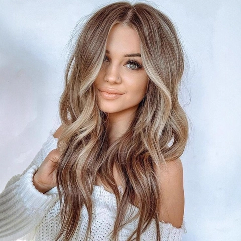 Parrucca Lunga Ondulata Ombré Fibra Sintetica Riga In Mezzo Grandi Onde Sfumata Capelli Cosplay Per Donne Aspetto Naturale