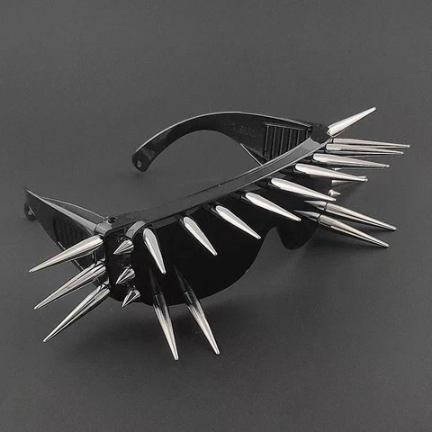 Punk Gothic Sunglasses With Metal Spikes Oversized Shield Glasses For Party Cosplay UV400 PC AC Fashion Eyewear