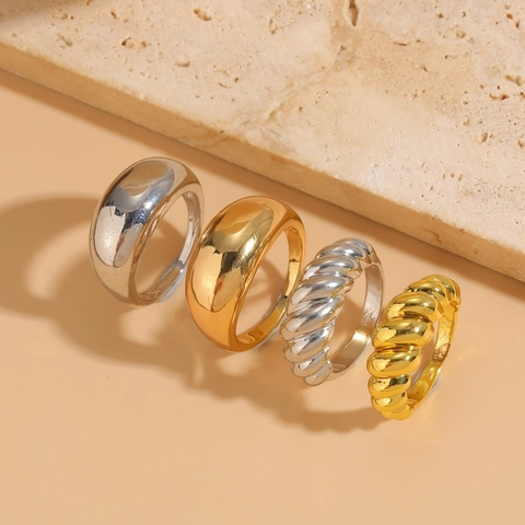 Minimalist Copper 14K Gold Plated Smooth Dome Twisted Croissant Ring For Women Geometric Fashion Jewelry Finger Ring