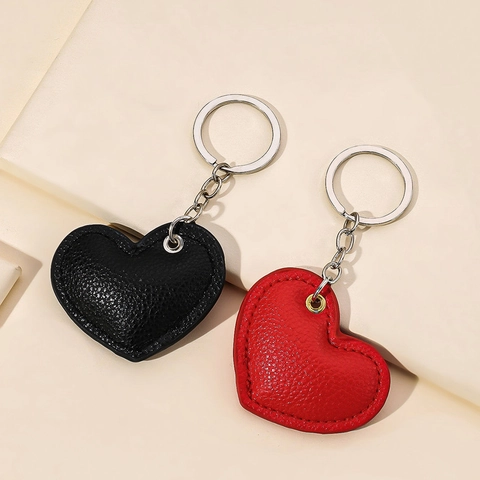 Moderner PU-Leder Herzförmiger Schlüsselanhänger Lychee-Textur Gepolsterter Herz-Schlüsselanhänger Für Damen Herren Paare Geschenk