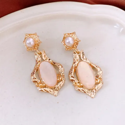Pendientes Colgantes Vintage Palacio Concha Imitación Perla Artificial Aleación Martillada Con Poste De Plata De Ley 925 Para Mujer