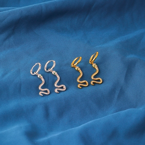 Orecchini a Cerchio Serpente in Acciaio Inossidabile Placcato Oro 18K per Donna Strass Moda Gioielli Animali Personalizzati