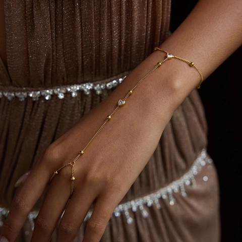 Bracciale Schiava In Acciaio Inossidabile Catena Da Mano Cuore Zircone Placcato Oro 18K Regolabile Gioielli Da Donna