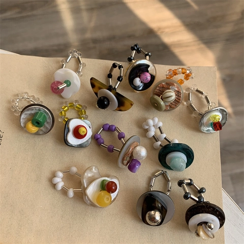 Retro Perlenringe Damen Handgefertigt Elastisch Acryl Harz Muschel Metall Multi Element Stapelbar Nischen Design Schmuck