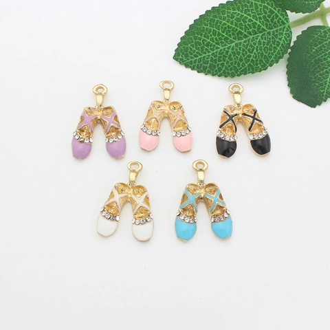 Ciondoli Scarpette Da Ballo Charms In Lega Smaltata Con Strass Per Creazione Gioielli DIY Collane Braccialetti