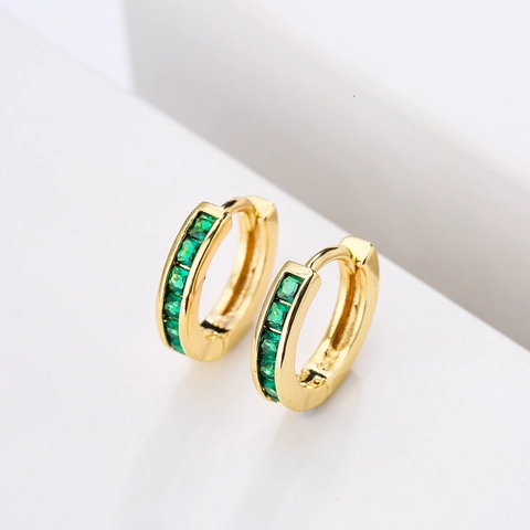 Boucles D'oreilles Créoles Luxueuses Plaquées Or Avec Zircon Baguette Coloré Et Tige En Argent Sterling 925