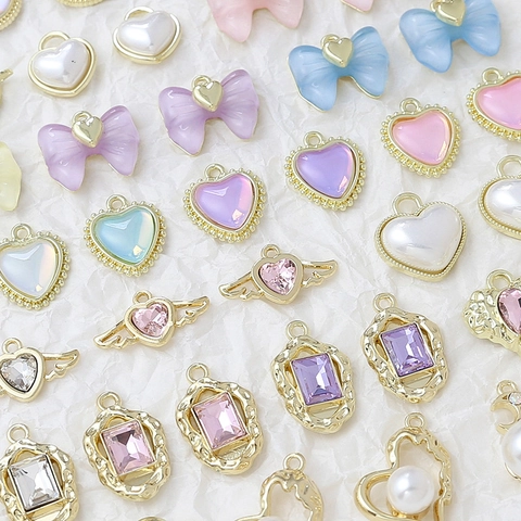 Dijes Colgantes DIY Aleación Con Perla Artificial Imitación Circonita Corazón Lazo Estilo Sweet Cool Para Joyería