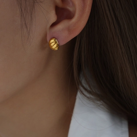Minimalist Croissant Twist C Shaped Stud Earrings Titanium Steel Gold Plated Geometric Ear Jewelry For Women Fashion Daily