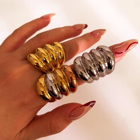 Anillo Nervado De Capas Múltiples Acero Inoxidable 316L Chapado En Oro 18K Ancho Estilo Croissant Para Mujer Minimalista Vintage