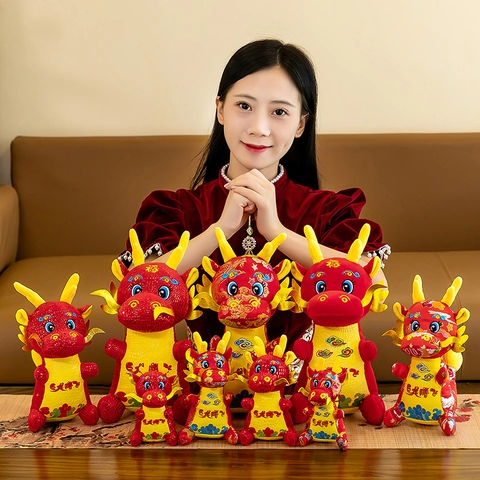 Tradizionale Dragone dello Zodiaco Cinese Peluche Mascotte Rosso Portafortuna Morbido Animale di Peluche Bambola Decorazione di Capodanno Regalo