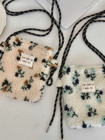 Sac À Bandoulière En Peluche À Fleurs Pochette De Téléphone En Laine D'agneau Avec Sangle Tissée Fermoir Magnétique