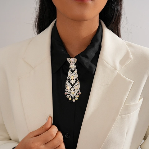 Collar De Corbata De Diamantes De Imitación Aleación Hueca Geométrica Borla Ajustable Banda Elástica Mujeres Fiesta