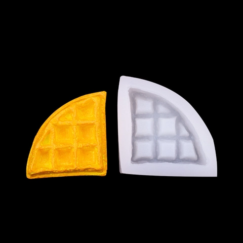 Triangle Waffle Silicone Mold For DIY Baking Cake Mousse Soap Candle Making Aromatherapy Plaster Creative Dessert Decoration