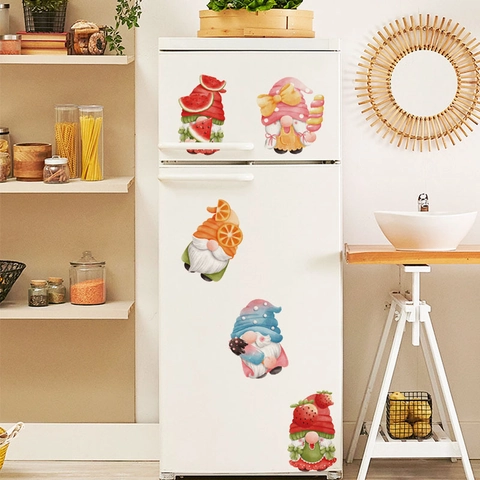 Cartoon Gnom Wandaufkleber PVC Wasserdicht Abnehmbare Aufkleber Obst American Football Sport Thema Haus Kühlschrank Schrank Schlafzimmer Dekoration