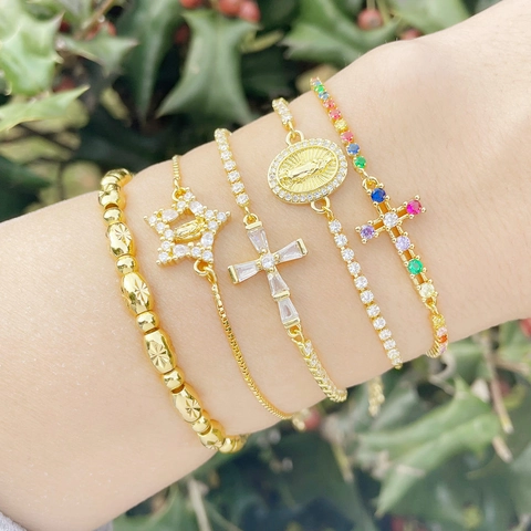 Bracelet Ajustable Coulissant Cuivre Plaque Or Croix Pendentif Vierge Marie Zircon Colore Bijoux Religieux Luxe Femmes