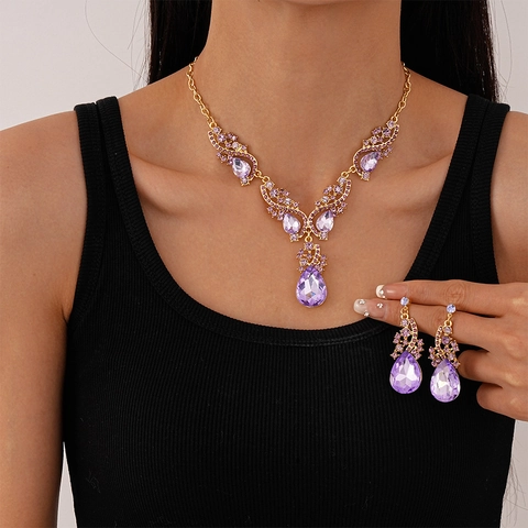 Vintage Palace Style Purple Waterdrop Rhinestone Necklace And Earrings Alloy Luxury Elegant Jewelry For Women Party Banquet
