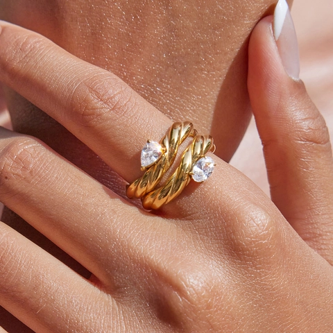 Stainless Steel Gold Rings Zircon Pear Cut Twisted Rope Stackable Water Resistant Hypoallergenic Jewelry For Women