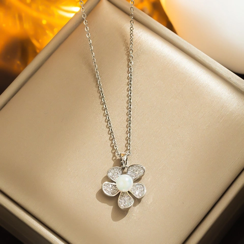 Collana Con Pendente A Fiore Acciaio Inossidabile Perla Artificial Sintetica Zirconia Gioielli Di Moda Minimalisti Donna
