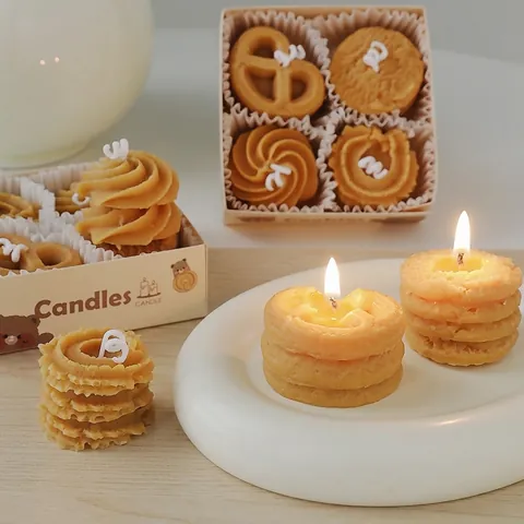 Cookie Biscuit Scented Candles Paraffin Soy Wax Handmade Aromatherapy Home Decor Novelty Shaped Candle Gift Set